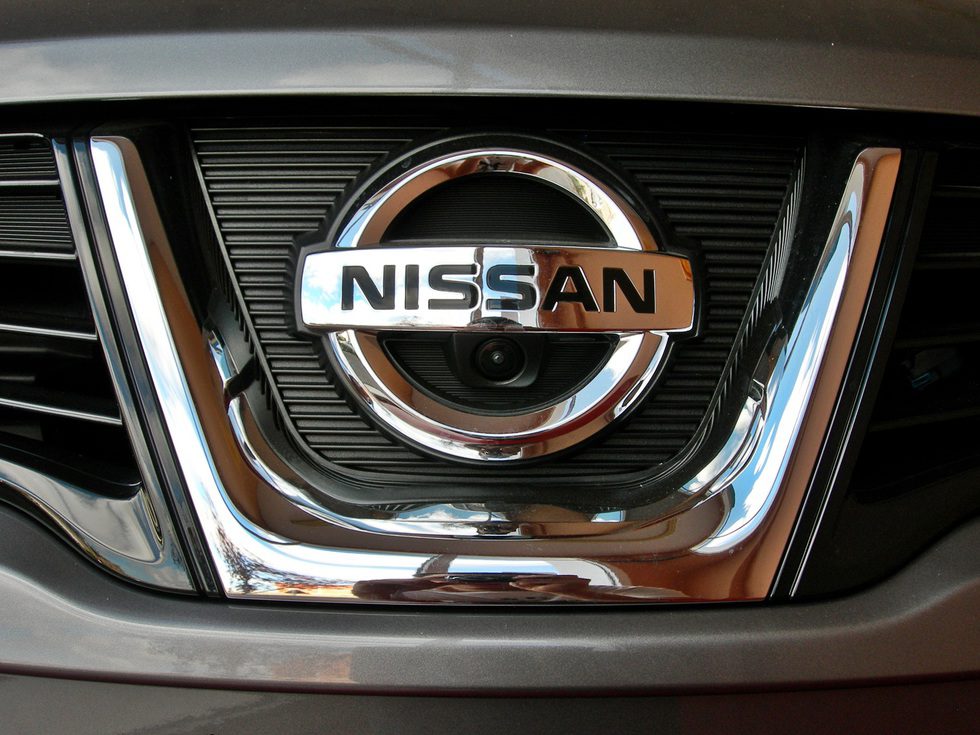 Nissan Qashqai detalle anagrama delantero