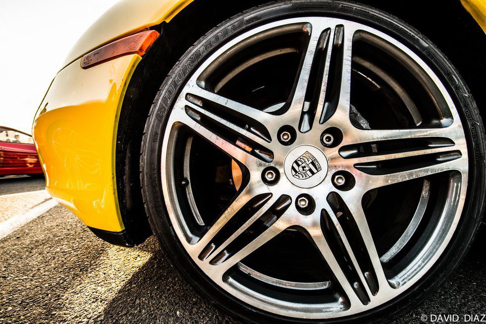 Detalle llanta Porsche