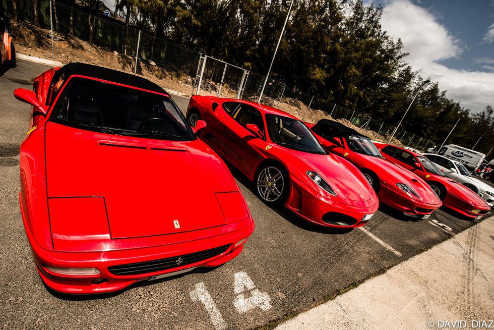Dream Cars - Ferrari en línea