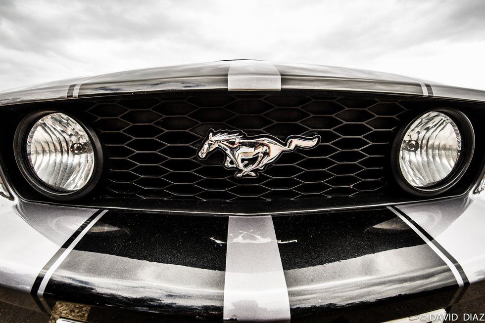 Dream Cars - detalle Ford Mustang logo
