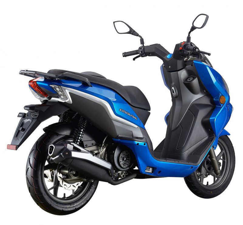 Keeway Cityblade 125 - trasera