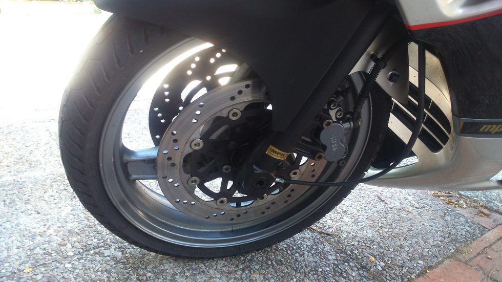 Kawasaki ZZR 600 1990 - detalle