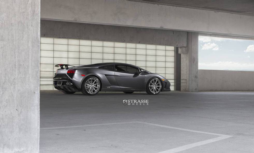Lamborghini Gallardo LP560-4 Final Edition - side