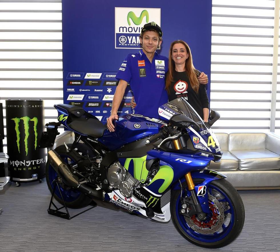A subasta una Yamaha YZF R1 réplica Valentino Rossi