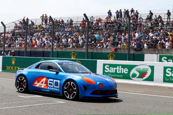 Alpine Celebration Dieppe Show Car - Lateral 2