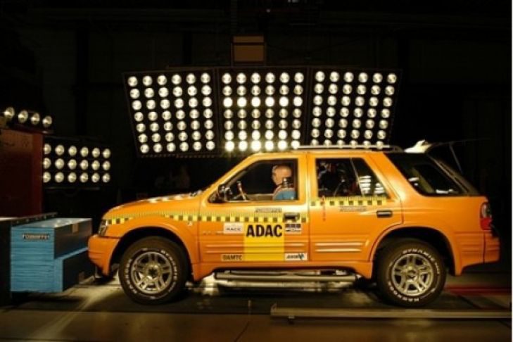 06 Halloween cars - Landwind