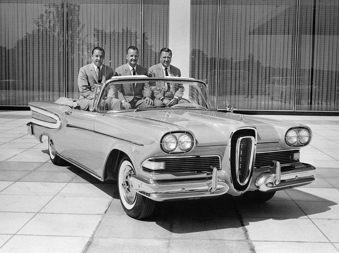 15 Halloween cars - Edsel Ford
