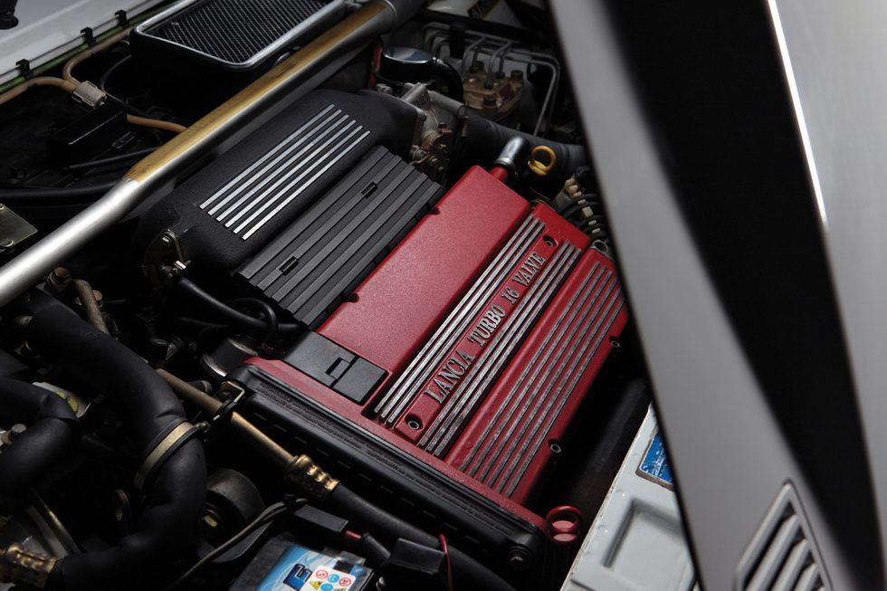 Lancia Delta Integrale Evolution Martini 6 - motor