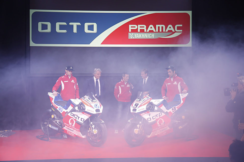 Presentación Ducati Pramac Equipo completo