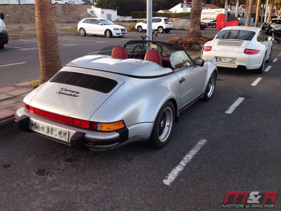 Porsche 911 Speedster - rear
