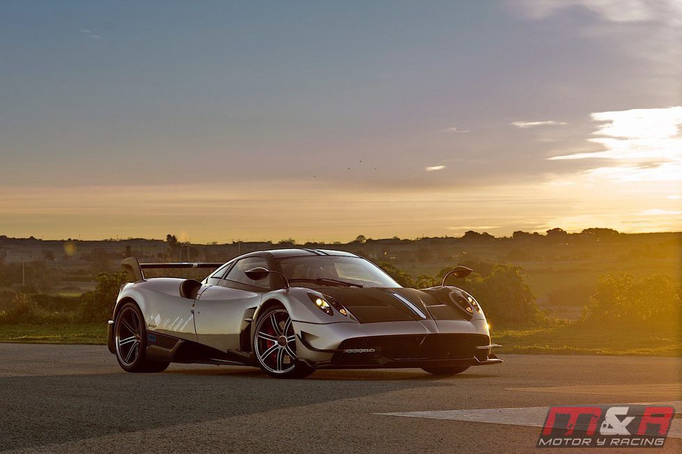 Pagani Huayra BC - amanecer
