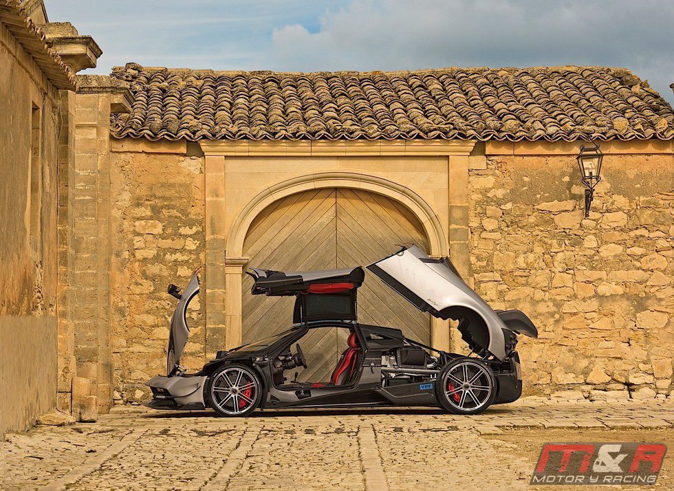 Pagani Huayra BC - abierto