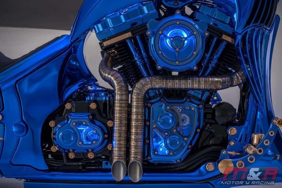 Deslúmbrate con la Harley-Davidson Bucherer Blue Edition