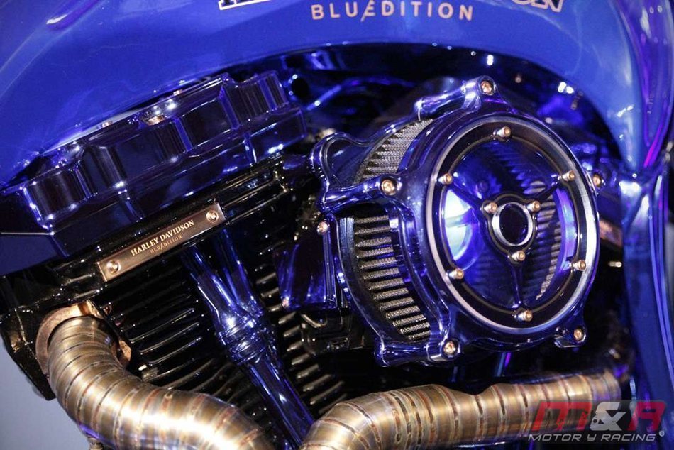 Deslúmbrate con la Harley-Davidson Bucherer Blue Edition