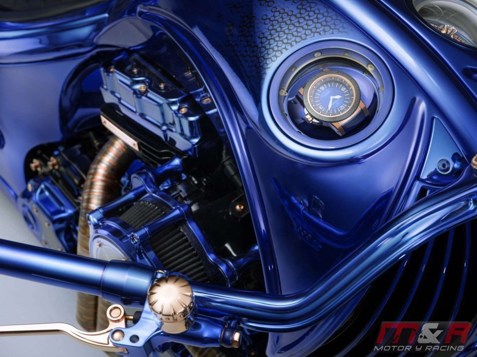 Deslúmbrate con la Harley-Davidson Bucherer Blue Edition