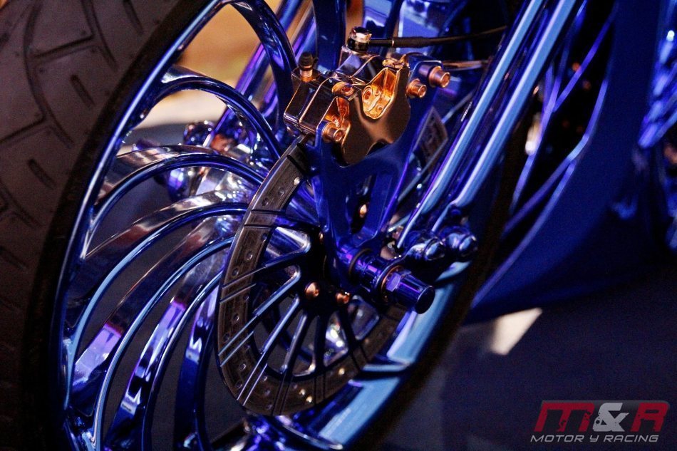 Deslúmbrate con la Harley-Davidson Bucherer Blue Edition