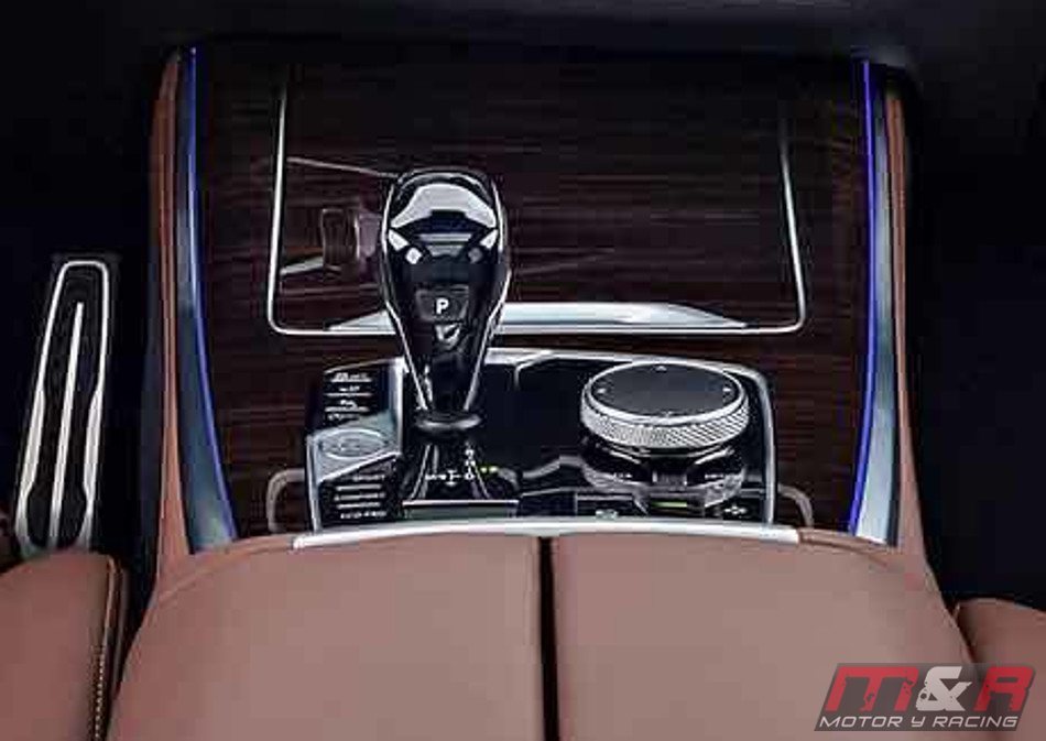 BMW mostró el definitivo X5 2018