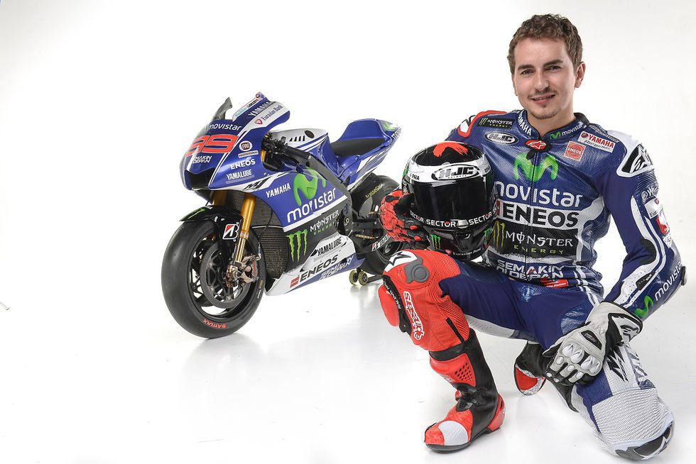 Jorge Lorenzo ante la YZR-M1