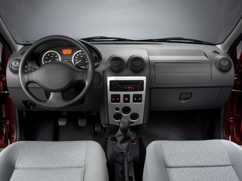 Dacia Logan - Detalle del interior