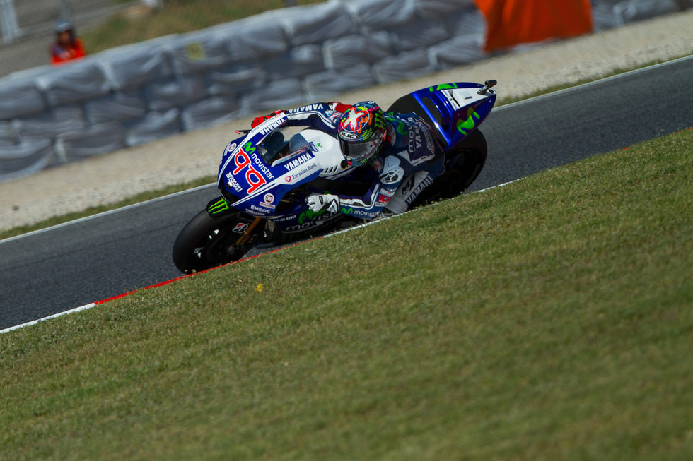 Jorge Lorenzo negociando la curva Seat