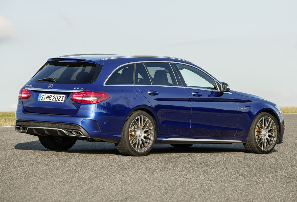 Mercedes-Benz C63 AMG S Estate - 3/4 lateral trasero