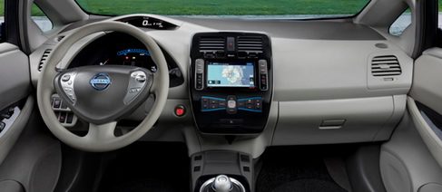 Equipamiento interior del Nissan LEAF