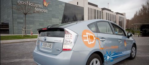  Toyota Prius PHV