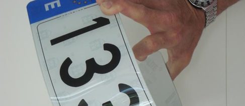 Matrícula acrílica- ecomatrícula