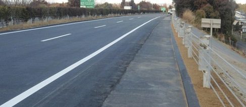  Carretera reconstruida en Japón