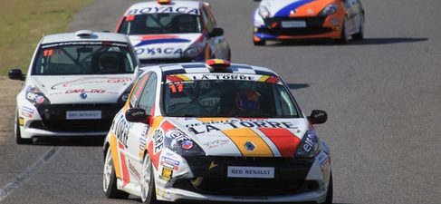 Carrera Copa Clio en el Jarama en 2011