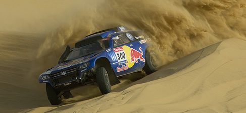 Volkswagen Touareg con el que Sainz compite en el Dakar