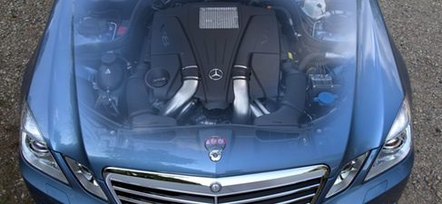Motor Mercedes Benz-Clase E capó