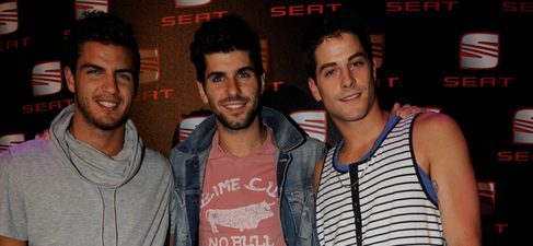  Maxi Iglesias, Jaime Alguersuari y Luis Perla en el Salón de Barcelona