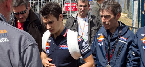 Pedrosa se fractura la clavícula