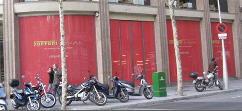 Tienda Ferrari en el Paseo de Gracia de Barcelona