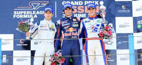  Victoria Sainz Jr