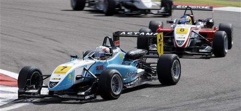 Juncadella por delante de Merhi