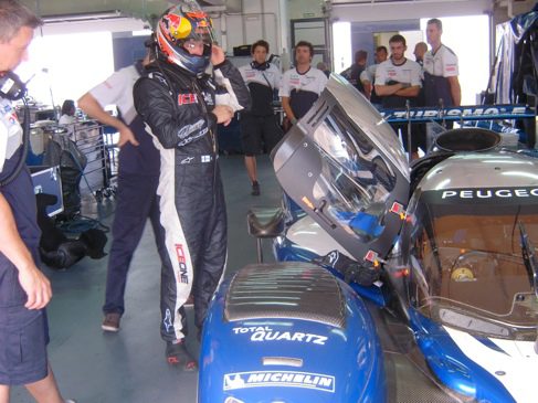 Kimi Raikkonen en el Peugeot 908 en Aragón