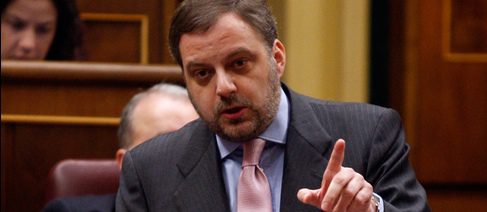  Gustavo de Arístegui opina sobre los límites de velocidad
