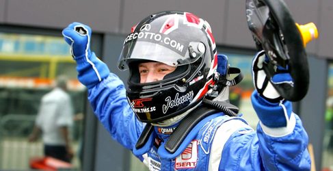 Johnny Cecotto Jr en Barwa Addax