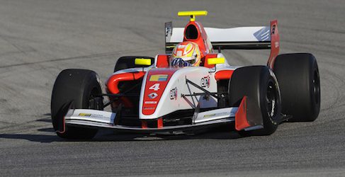 Robert Wickens nuevo Fórmula Renault 3.5