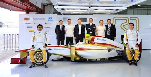 Dani Clos en presentación equipo HRT