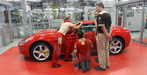 ferrari premio empleados