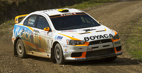 Una salida de pista arruinaba el rally de Alex Villanueva