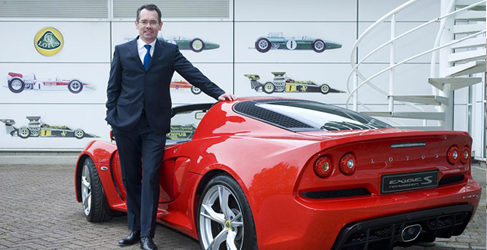Jean-Marc Gales posando para Lotus