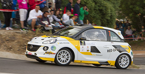 Esteban Vallín es un poco más líder del Trofeo R2