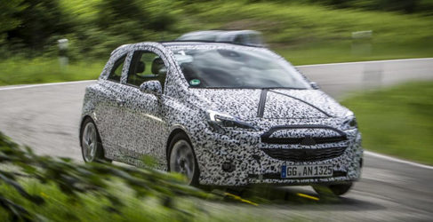 opel corsa camuflaje
