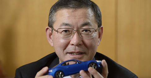 Yasuyuki Yoshinaga