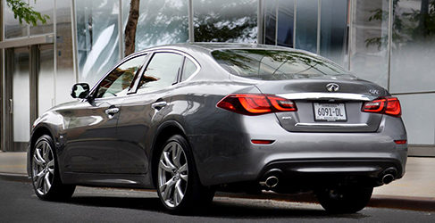 Infiniti Q70