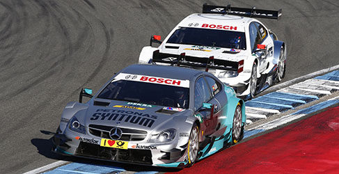 Daniel Juncadella delante de Paul Di Resta